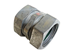 Bridgeport 264-RT 1-1/2″ Raintight EMT Coupling (Pack of 10)
