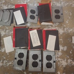 American Electric Perfect-Line Outdoor Duplex Outlet Cover Lot WR100-C 728A