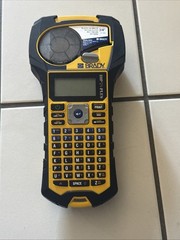 Brady BMP 21 Plus Portable Handheld Label Maker Printer Cartridge batteries Good