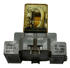 IDEC RH4B-UL Relay AC120V 50/60Hz w/ SH4B-05 Socket 10A 300V **FREE SHIPPING**✅