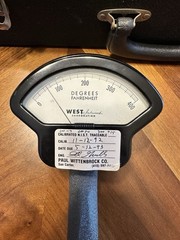 Vintage West instruments Classic thermometer 400 Degrees Fahrenheit