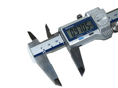 MITUTOYO 6″ DIGITAL CALIPER with CARBIDE on BOTH OD and ID JAWS 500-737-20