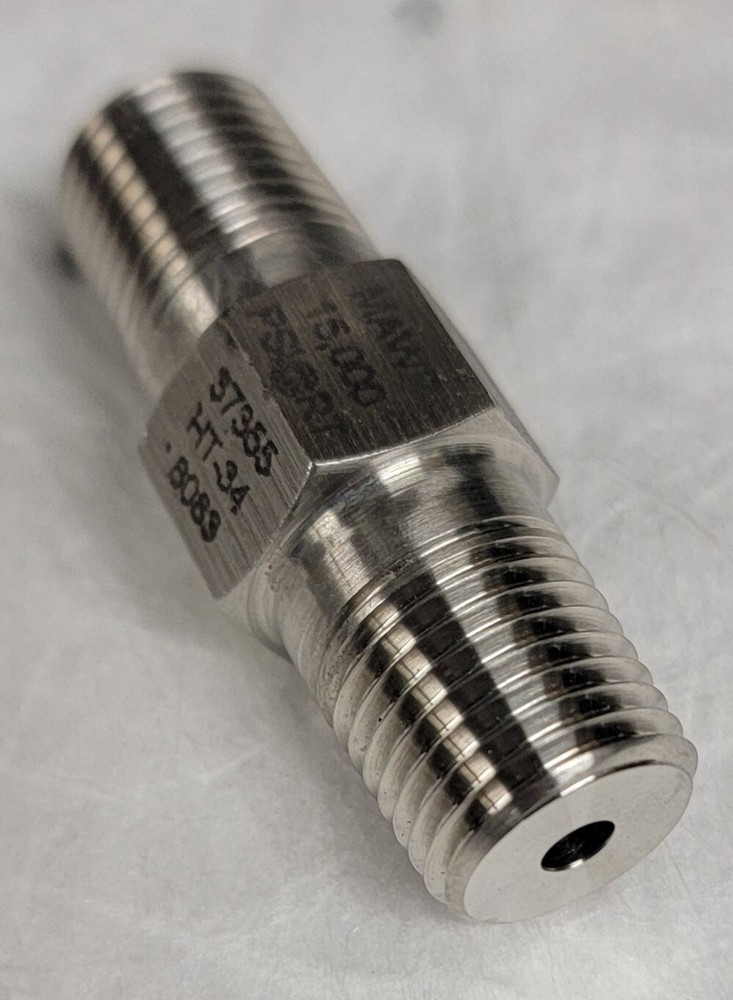 Adapter, 1/4″MNPT X 1/4″MNPT, Parker 15MAP4P4, MAWP-15kpsi, New – BULK STOCK