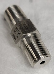 Adapter, 1/4″MNPT X 1/4″MNPT, Parker 15MAP4P4, MAWP-15kpsi, New – BULK STOCK