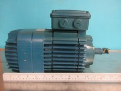 MANNESMANN KBA FRAME 80 A 2 ENCL TEFC 3PH 1.6HP 230/460V 4.9/2.5A 3270 RPM MOTOR