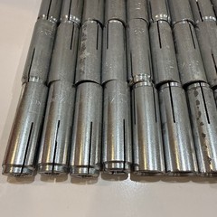 50/box Hilti 336427 HDI 1/2” Anchors Used
