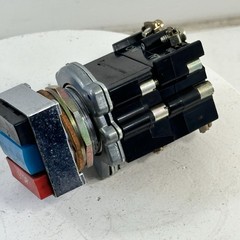 CUTLER HAMMER E30EG 120V 50/60Hz Compact Push Button w/Start-Stop- Ind Light