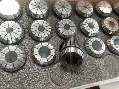 CAT40-ER32, ER16 4 Collet chucks each, 18 ER32-19 ER16 Collets, 10 Pull studs