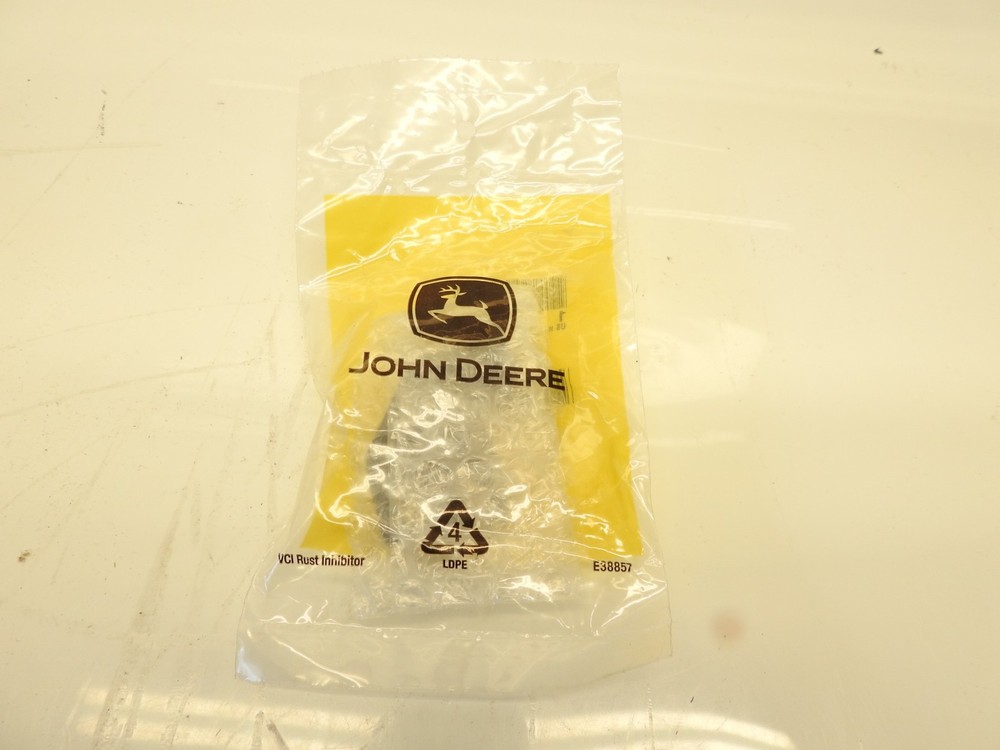 New Oem John Deere Bracket – LVU801812