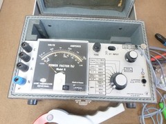 AEMC 138 100 R Model R Three-Phase Power Factor Meter w/ Chauvin Arnoux 1000/1 A