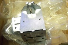 NEW Lot Of (18) B-line Systems BB2-AC Adaptor B-line Box Bracket