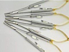 lot of 4 PC HU-FRIEDY Castroviejo Perma Sharp Needle Holder, 18cm, 7′ NH5024