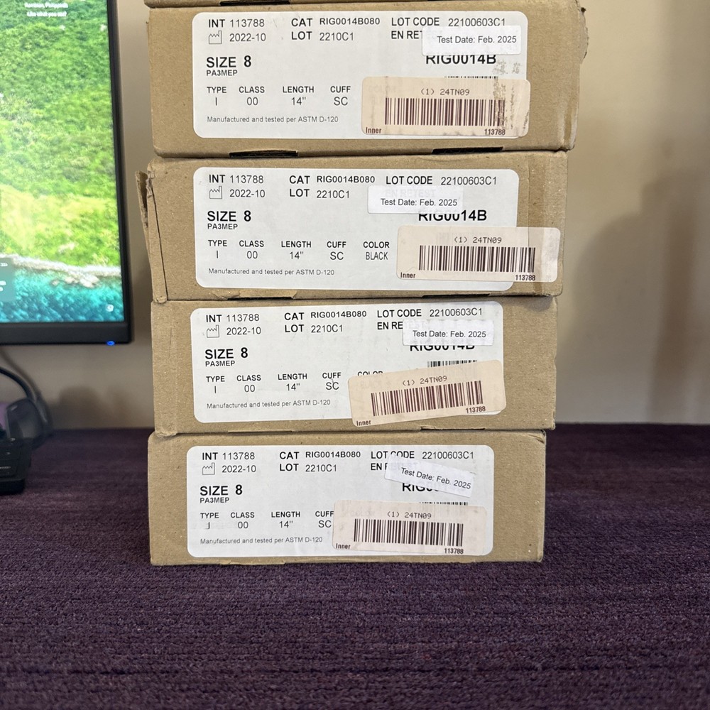 ActivArmr Electrical Insulating Gloves Class 00 RIG0014B80 Date Feb 2025 1 Pair