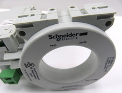 Schneider Electric Vigirex RH99M Residual Current Protection Relay w/ 50438