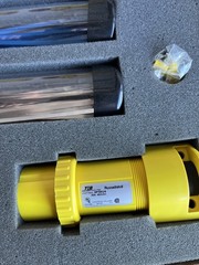 Thomas and Betts Connector Plug Set Kit T&B Fittings Russellstoll Connectors
