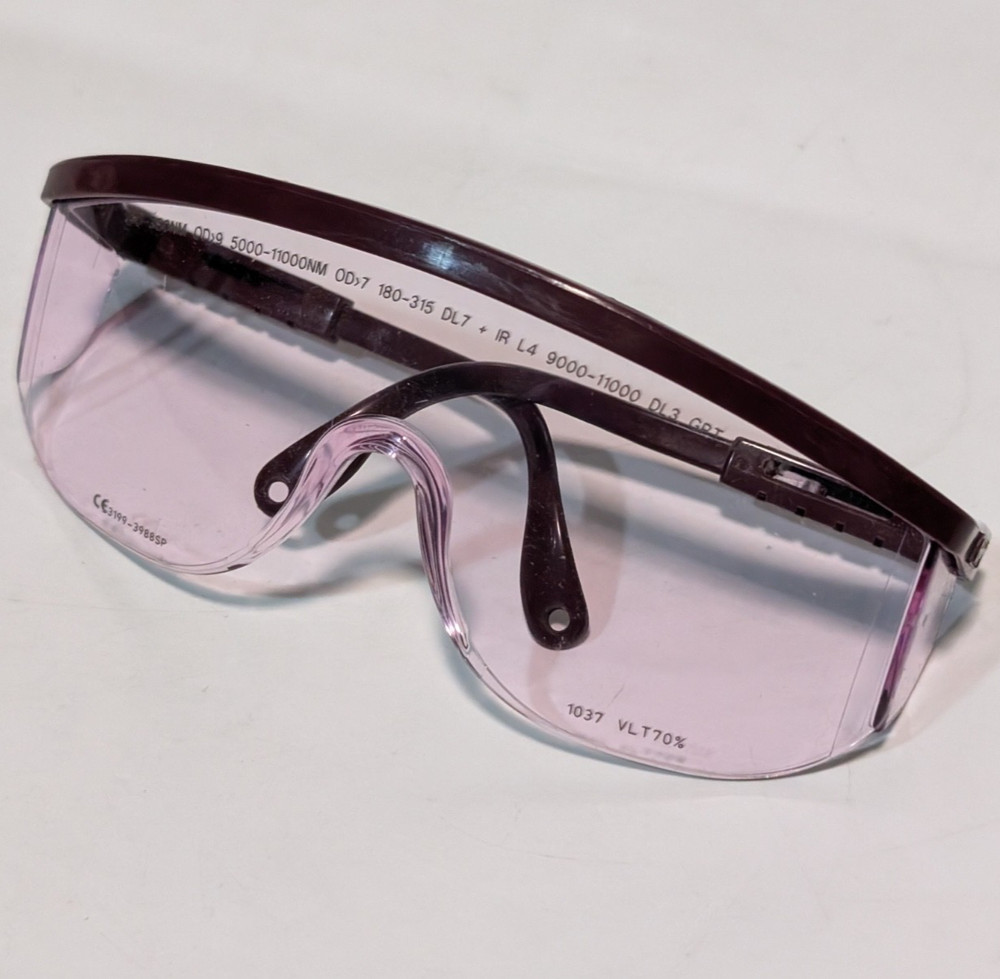 Spectranetics 3199-3988SP Safety Glasses 190-380NM OD 9 5000-11000NM OD 7