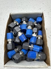 Box Of 53 Parker 4-6 Fbz-Ss 3/8″ X 1/4″ Cpi X Mnpt Ss Male Connector