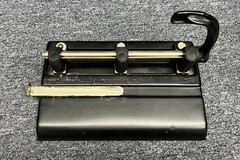 Vintage Master Products 1325 Adjustable 3 Hole Punch Heavy Duty Made in USA