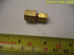 Qty = 200: 1/8″ O.D. Compression x 1/8″ FNPT Brass Adapter Fittings