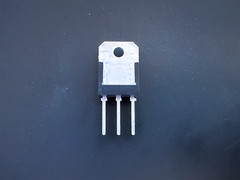 BUP313 Infineon IGBT 1200V 32A 200W TO-218