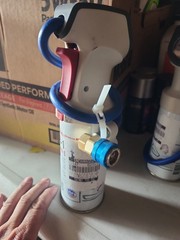 Honeywell R-1234yf Refrigerant + Charging Hose Gauge Automotive Hybrid Electric