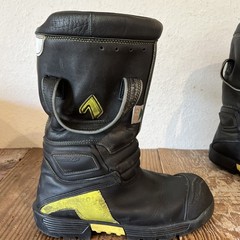 PAIR HAIX FIRE HERO MENS SIZE 7.5 FIREFIGHTING BOOTS LEATHER