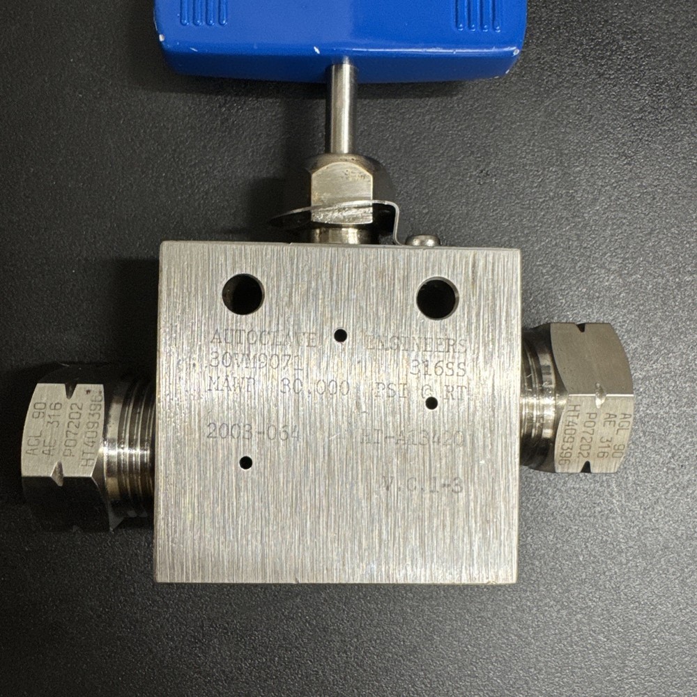 Parker Autoclave Engineers 30VM9071 Needle Valve 316SS MAWP 30,000 PSI @ RT