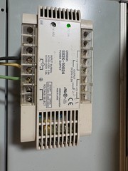 Omron S82K-10024 Power Supply In: 100-240VAC Out: 24VDC 4.2A USED