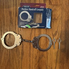 1 set – Peerless Model 700C Standard Nickel Handcuff (PEE4710) Cuffs NEW in Box