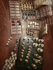 Lot of 83 – Spraying Systems Nozzle VeeJet Spray Tips See Description.