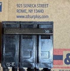 GENERAL ELECTRIC GE PLUG IN CIRCUIT BREAKER, 3 POLES, 240V, 30A, 3885, THQL32030