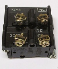 Cutler Hammer E30KLA3 Contact Block 2 N.C. 2 N.O. E30 KLA3 E30 PUSHBUTTON
