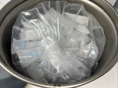 Uline S-23158 Silica Gel Desiccants (25 Gram Packets, 5 Gallon Pail) 300 Packs