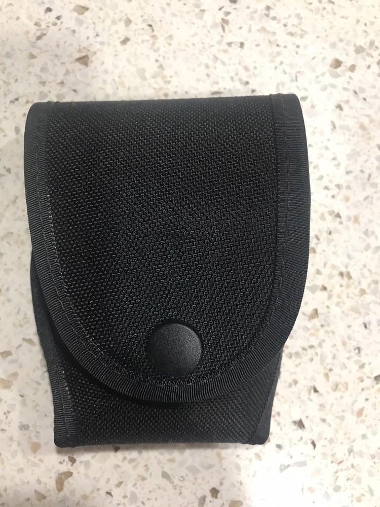 Uncle Mike’s Cordura Nylon Padded Handcuff Pouch