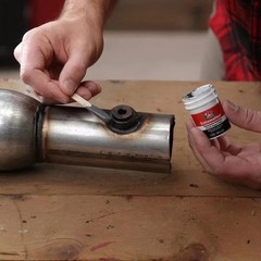 J-B Weld 37901 ExtremeHeat High Temperature Resistant Metallic Paste – 3 oz