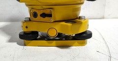 Topcon GTS-300 / GTS-304 7.2V DC Professional Electronic Survey Total Station