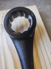 Urrea combination wrench No. 1282 Size 2 9/16 x 34″.(Striking,slugging, hammer)