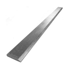 Titan Attachments Cutting Edge 72″ Bucket 1055 Carbon Steel Hardened Unpainted