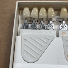 Ivoclar Vivadent Chromascop Tooth Shade Guide Dental