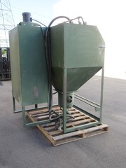 Kelco CH60C 60 x 36 x 30 pressure pot blast cabinet abrasive sand glass bead