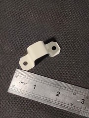 GENUINE WIREMOLD LEGRAND V-700 SERIES RACEWAY STRAP V704 9PK NEW IN OPEN BOX.