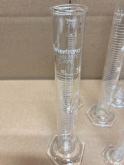 Lot of 17 Graduated Cylinders (Made in USA) – 10,25,50 & 100 ml