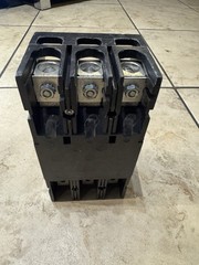 Challenger SF-3-C-200 200A 3-Pole 480VAC Circuit Breaker