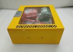TAJLOTO SAFETY LOCKOUT / TAGOUT STATION (ACCESSORIES AS SHOWN IN PICS)