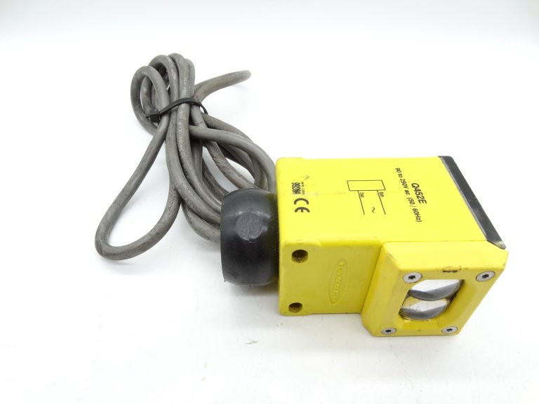 BANNER ENGINEERING Q452E SENSOR