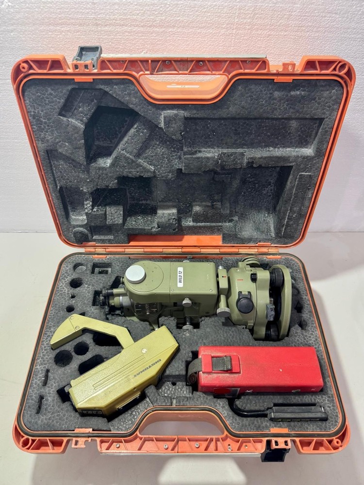 Leica WILD T2 Optical Theodolite 360° w/ DISTOMAT Wild DI1600 EDM Surveying Set