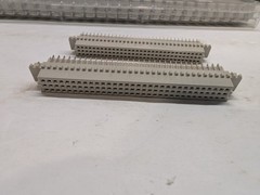 2x AMP TE 650895-4 Eurocard DIN 41612 Type R 96-Pin Female Right Angle Connector
