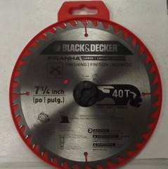 Black & Decker 77-400 7-1/4″ x 40 Tooth Piranha Carbide Saw Blade