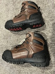Skechers Work Shoes, mens size 9, Brown, Waterproof, Steel Toe, Memory Foam, NEW