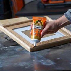 Gorilla High Performance Wood Filler: 6 oz. tube (Golden Oak)